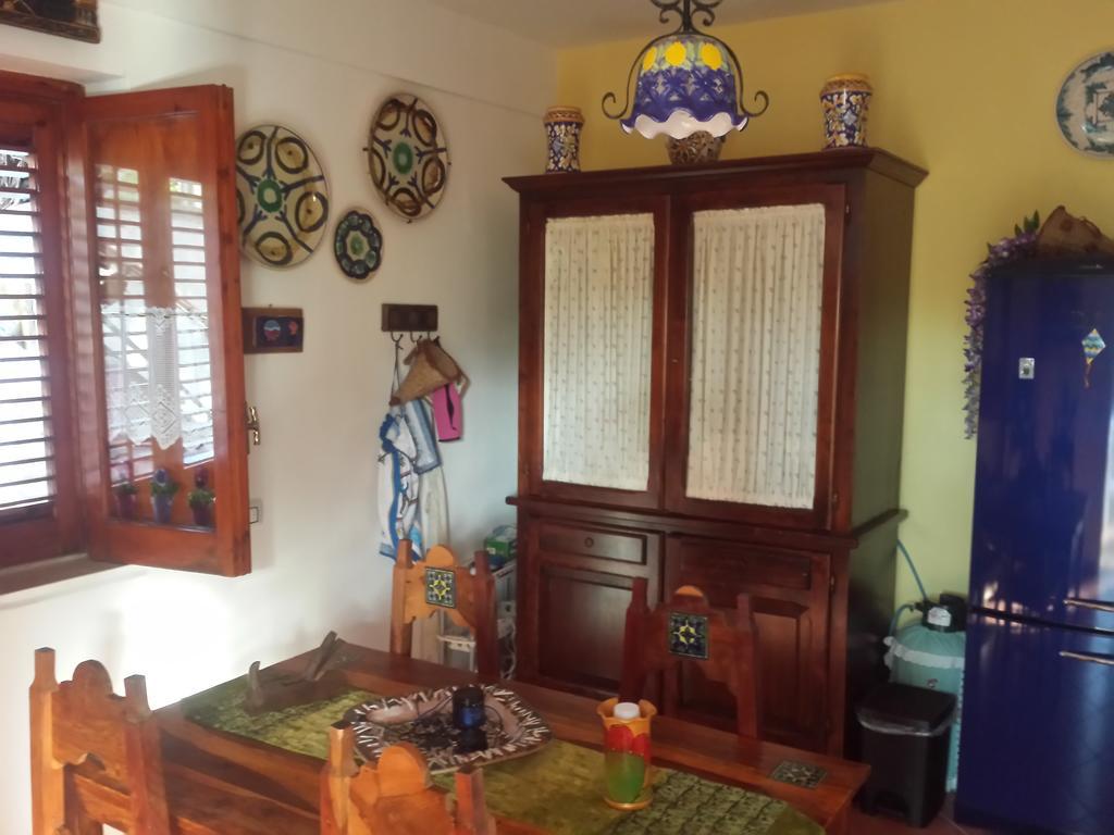 Casa Perciata - Locazione Turistica Lejlighed Mondello Eksteriør billede